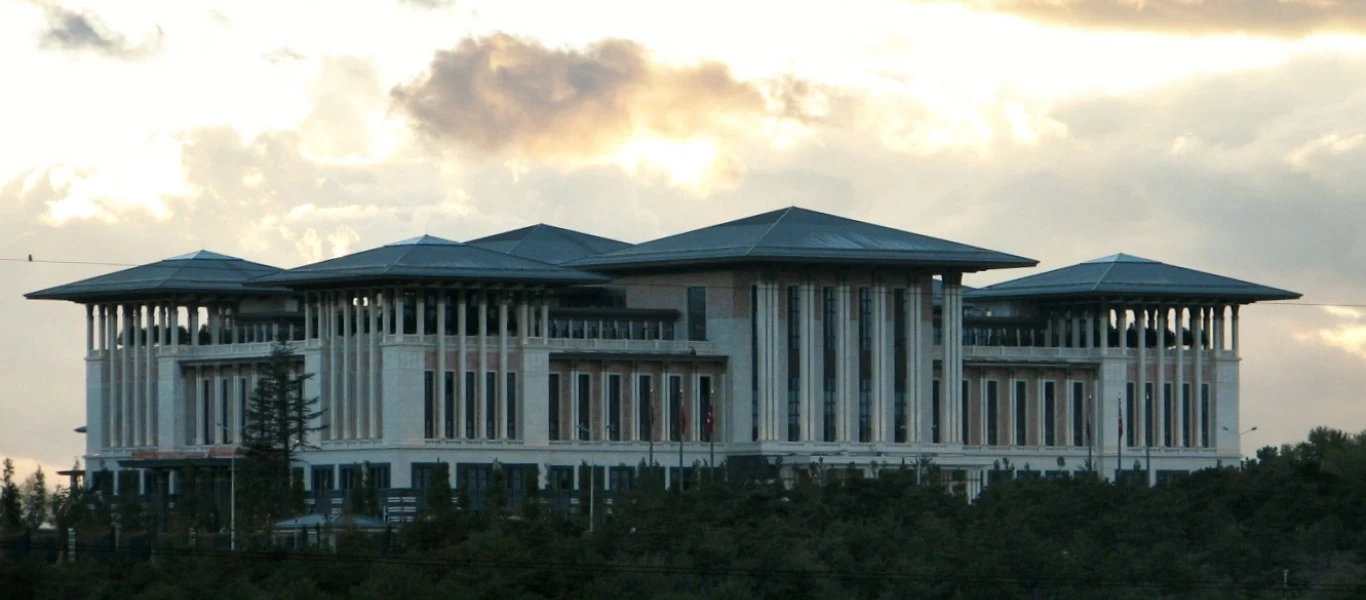 «Οι Ρώσοι θα βομβάρδιζαν το προεδρικό μέγαρο του Ρ.Τ.Ερντογάν μετά την κατάρριψη του ρωσικού Su-24 το 2015»
